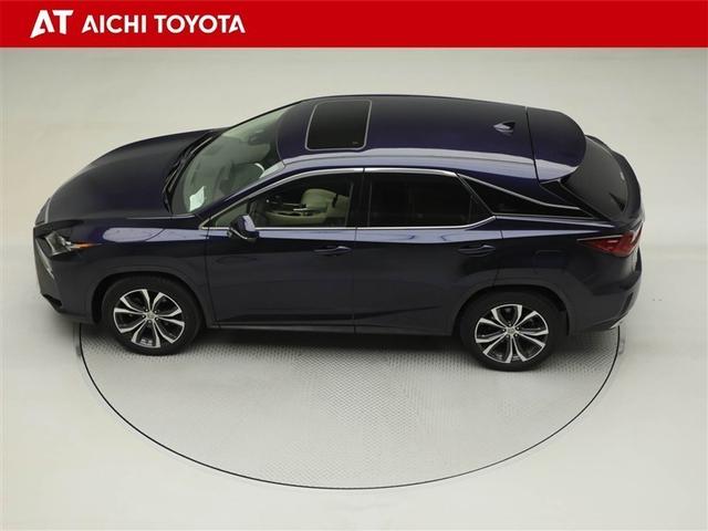 ＲＸ ＲＸ２００ｔ　バージョンＬ　衝突軽減装置　ＡＣ１００Ｖ電源　ワンオーナー車　Ｂカメラ　アイドリングストップ　メモリナビ　本革　Ｐシート　ＤＶＤ　キーレス　ＬＥＤヘッドランプ　エアコン　エアバッグ　アルミホイール　ＡＵＸ　ＥＴＣ（11枚目）