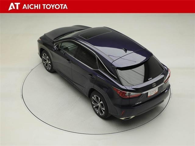 ＲＸ ＲＸ２００ｔ　バージョンＬ　衝突軽減装置　ＡＣ１００Ｖ電源　ワンオーナー車　Ｂカメラ　アイドリングストップ　メモリナビ　本革　Ｐシート　ＤＶＤ　キーレス　ＬＥＤヘッドランプ　エアコン　エアバッグ　アルミホイール　ＡＵＸ　ＥＴＣ（12枚目）