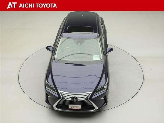 ＲＸ ＲＸ２００ｔ　バージョンＬ　衝突軽減装置　ＡＣ１００Ｖ電源　ワンオーナー車　Ｂカメラ　アイドリングストップ　メモリナビ　本革　Ｐシート　ＤＶＤ　キーレス　ＬＥＤヘッドランプ　エアコン　エアバッグ　アルミホイール　ＡＵＸ　ＥＴＣ（17枚目）