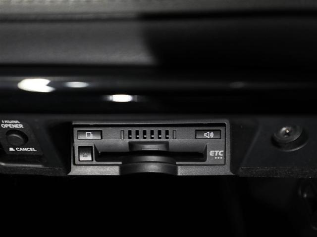 クラウンハイブリッド ＲＳ　ワンオーナー車　ＬＥＤヘッドライト　クルコン　ＡＣ１００Ｖ　スマートエントリー　セキュリティーアラーム　Ｂカメラ　カーテンエアバッグ　横滑り防止　ＥＴＣ　ドラレコ　ＴＶナビ　アルミ　ＡＵＸ　ＡＢＳ（26枚目）