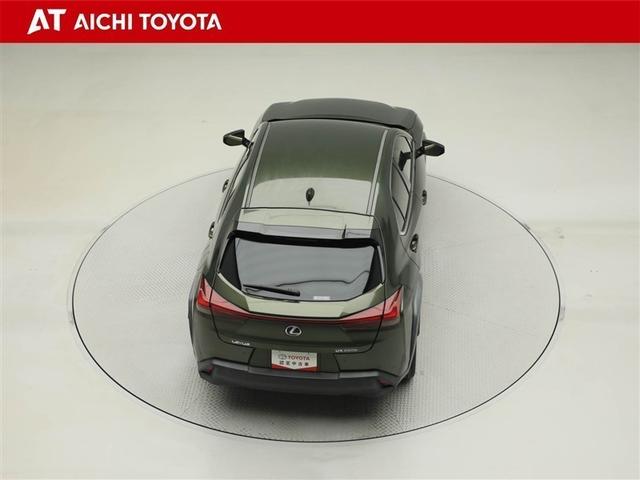 ＵＸ ＵＸ２５０ｈ　バージョンＬ　オートエアコン　サイドエアバッグ　パワーウィンドウ　Ｂカメラ　クルコン　Ｓキー　ＬＥＤヘッドライト　ミュージックプレイヤー接続可　ＡＢＳ　ＤＶＤ再生　レザーシート　エアバッグ　メモリーナビ　ＥＴＣ（13枚目）