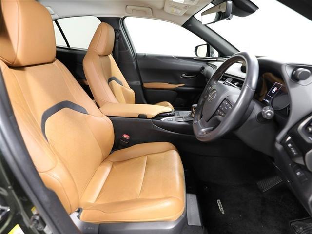 ＵＸ ＵＸ２５０ｈ　バージョンＬ　オートエアコン　サイドエアバッグ　パワーウィンドウ　Ｂカメラ　クルコン　Ｓキー　ＬＥＤヘッドライト　ミュージックプレイヤー接続可　ＡＢＳ　ＤＶＤ再生　レザーシート　エアバッグ　メモリーナビ　ＥＴＣ（19枚目）