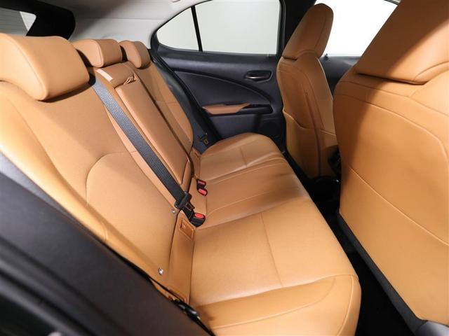 ＵＸ ＵＸ２５０ｈ　バージョンＬ　オートエアコン　サイドエアバッグ　パワーウィンドウ　Ｂカメラ　クルコン　Ｓキー　ＬＥＤヘッドライト　ミュージックプレイヤー接続可　ＡＢＳ　ＤＶＤ再生　レザーシート　エアバッグ　メモリーナビ　ＥＴＣ（20枚目）