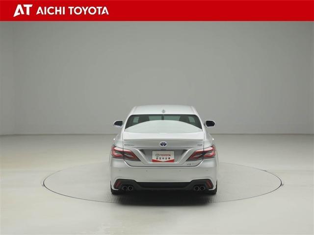 クラウンハイブリッド ＲＳアドバンス　Ｆｏｕｒ　リアカメラ　１００Ｖ電源　オートエアコン　ＬＥＤヘッド　衝突軽減システム　メモリナビ　助手席エアバッグ　横滑防止装置　ＡＢＳ　ナビＴＶ　本革シート　電動シート　サイドエアバッグ　ドライブレコーダー（5枚目）