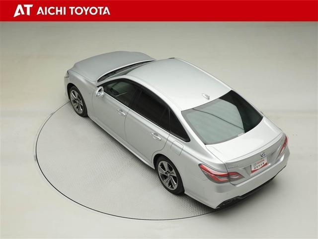 クラウンハイブリッド ＲＳアドバンス　Ｆｏｕｒ　リアカメラ　１００Ｖ電源　オートエアコン　ＬＥＤヘッド　衝突軽減システム　メモリナビ　助手席エアバッグ　横滑防止装置　ＡＢＳ　ナビＴＶ　本革シート　電動シート　サイドエアバッグ　ドライブレコーダー（12枚目）