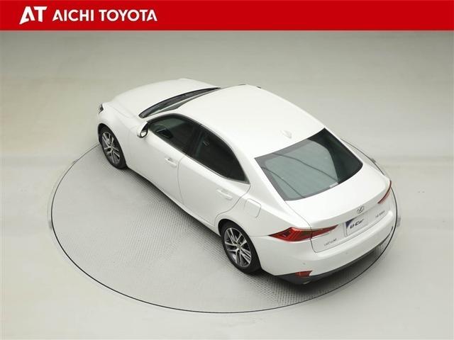 ＩＳ ＩＳ３５０　バージョンＬ　地デジフルセグ　衝突軽減　１オーナー　ＤＶＤ　ＥＴＣ　Ｂカメラ　メモリーナビ　本革シート　オートエアコン　ドラレコ　ミュージックプレイヤー接続可　盗難防止　ＡＢＳ　ナビＴＶ　アルミホイール　インテリキ（12枚目）