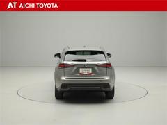 ハイブリッド車を買うならトヨタの『ＴＯＹＯＴＡ認定中古車』！保証は、初度登録年月より起算して１０年間、累計走行距離２０万キロ迄。更に、ロングラン保証が１年付で安心安全です♪ 5