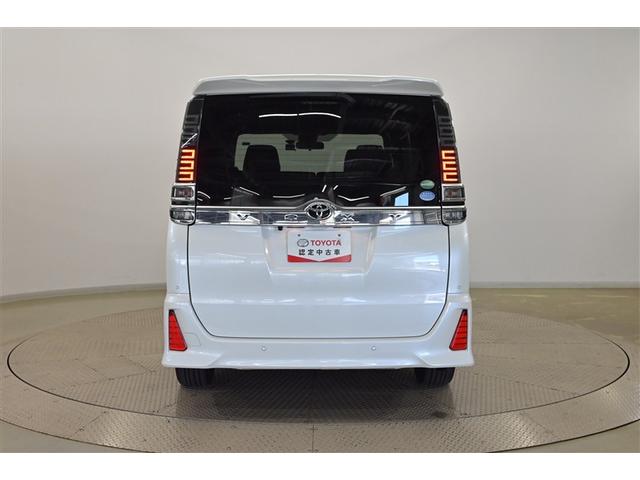 ヴォクシー ZS 煌II スマートキー・プッシュスタート バックガイドモニター セキュリティアラーム 両側パワスラドア ETC車載器 地デジテレビ 記録簿付き VSC LEDライト 助手席エアバック キーレスエントリー AC(3枚目)