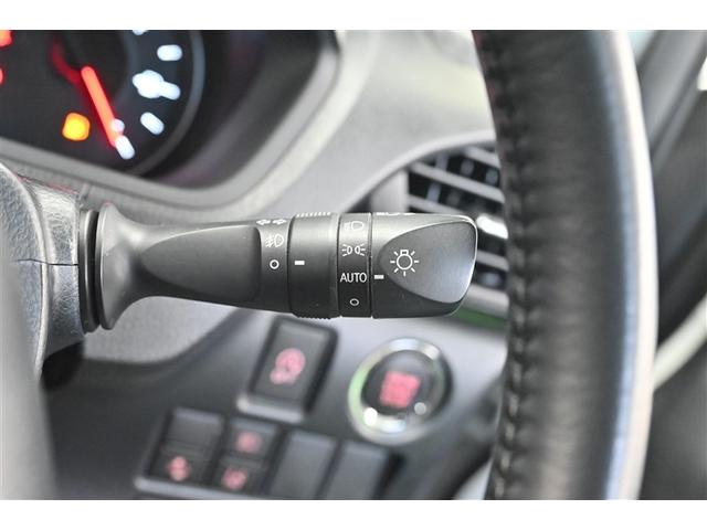 ヴォクシー ZS 煌II スマートキー・プッシュスタート バックガイドモニター セキュリティアラーム 両側パワスラドア ETC車載器 地デジテレビ 記録簿付き VSC LEDライト 助手席エアバック キーレスエントリー AC(19枚目)