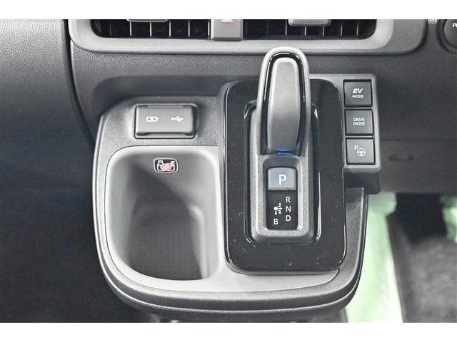 シエンタ ハイブリッドＺ　ＴＳＳ　エアバック　アルミ　キーレスエントリー　ナビＴＶ　イモビライザー　整備記録簿　バックモニター　ＬＥＤヘッドライト　ＥＴＣ車載器　横滑り防止　スマートキー　オートエアコン　サイドエアバッグ（7枚目）