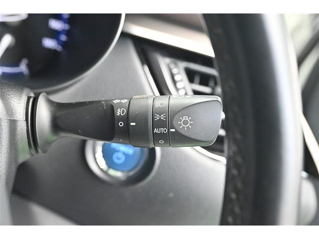 Ｃ－ＨＲ Ｇ　ＬＥＤエディション　整備記録簿　プリクラッシュセーフティー　横滑り防止機能　エアロ　Ｂカメ　地デジ　ＬＥＤヘッドライト　ドラレコ付き　盗難防止装置　ＡＡＣ　スマートキー　デュアルエアバッグ　キーフリー　ＡＢＳ　メモリナビ（20枚目）