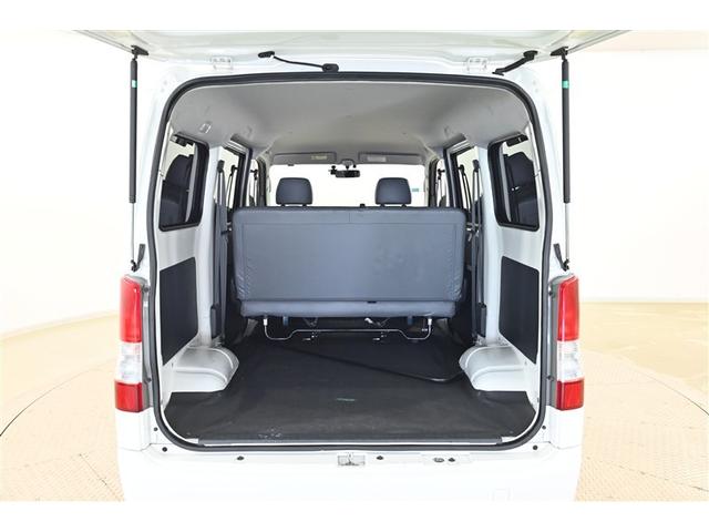 タウンエースバン ＧＬ　運転席助手席エアバック　ワイヤレスキー　パワーウィンドー　メンテナンスノート　エアバック　バックカメラ付き　ナビ＆ＴＶ　ＡＢＳ付　ＥＴＣ　パワステ　エアコン　メモナビ　ワンセグＴＶ　ドライブレコーダー（14枚目）