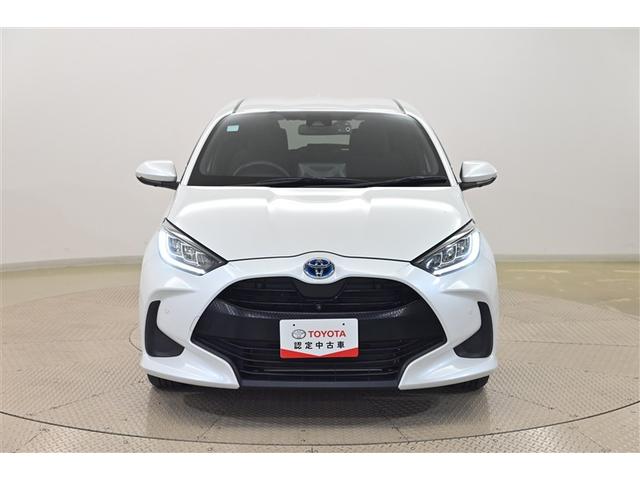 ヤリス ハイブリッドＺ　ＰＣＳ　整備記録簿　Ｂカメラ　ドラレコ付　ナビ付　ＬＥＤランプ　スマキー　ＥＴＣ付き　ＶＳＣ　パワステ　クルコン　カーテンエアバック　キーフリー　ＡＢＳ　イモビ　エアコン　メモリナビ　エアバッグ（2枚目）