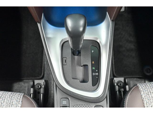 ヤリスクロス Ｚ　バックモニタ　横滑り防止システム　イモビ　カーテンエアバッグ　ナビ　クルーズＣ　エアコン　スマートキ－　アルミ　キーフリー　パワステ　ダブルエアバック　ＬＥＤヘット　エアバッグ　記録簿有　ＡＢＳ（7枚目）