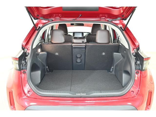 ヤリスクロス Ｚ　バックモニタ　横滑り防止システム　イモビ　カーテンエアバッグ　ナビ　クルーズＣ　エアコン　スマートキ－　アルミ　キーフリー　パワステ　ダブルエアバック　ＬＥＤヘット　エアバッグ　記録簿有　ＡＢＳ（13枚目）