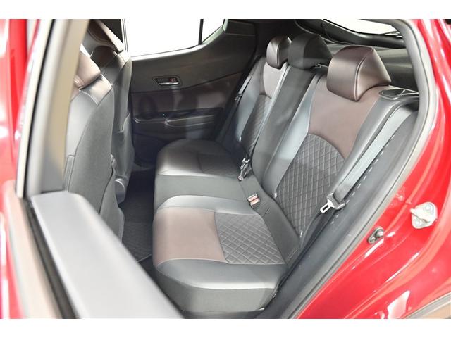 Ｃ－ＨＲ Ｇ　ハーフ革　ＴＳＳ　ＤＶＤ再生可　定期点検記録簿　ＬＥＤヘッド　バックモニタ　イモビライザー　ナビ＆ＴＶ　ＥＴＣ付　キーフリーシステム　スマキー　横滑り防止機能　クルーズＣ　ドライブレコ－ダ－　アルミ（12枚目）