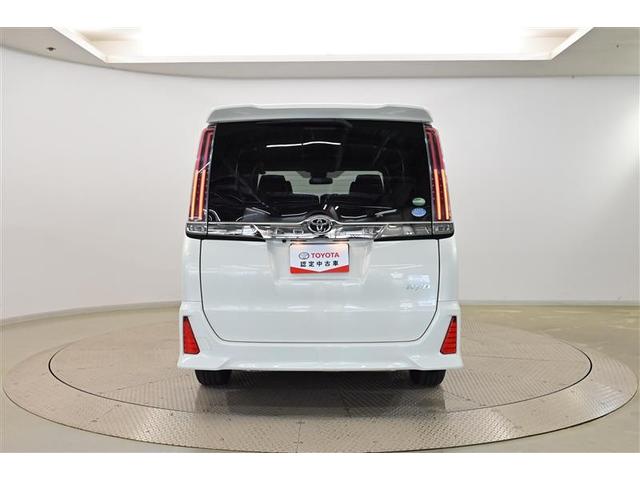 ノア Si ダブルバイビー 軽減ブレーキ スマートキ- ETC付き 横滑り防止機能 AAC LEDヘッドライト DVD 盗難防止システム オートクルーズ キーレス 3列シート メモリーナビ アルミホイール ABS ナビ&TV(3枚目)