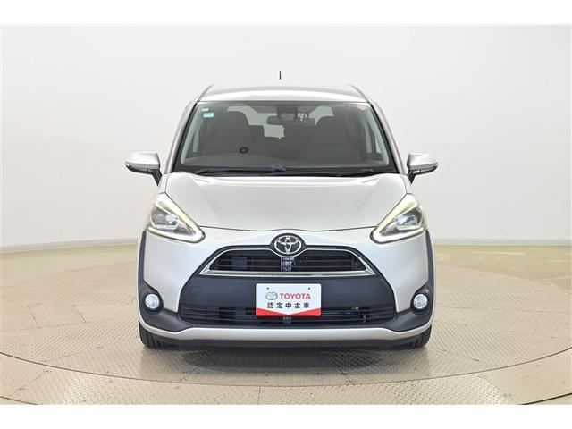 シエンタ X ETC装備 Sキー 地デジ バックガイドモニター 運転席助手席エアバック マニュアルエアコン キーフリーシステム メンテナンスノート メモリーナビゲーション 横滑防止装置 エアバック付き 三列シート(2枚目)