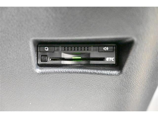 シエンタ X ETC装備 Sキー 地デジ バックガイドモニター 運転席助手席エアバック マニュアルエアコン キーフリーシステム メンテナンスノート メモリーナビゲーション 横滑防止装置 エアバック付き 三列シート(24枚目)