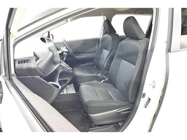 シエンタ ハイブリッド　Ｇ　セーフティーエディション　衝突軽減ブレーキ　アルミホイール　スマキー　ＬＥＤヘッドライト　フルセグＴＶ　イモビライザー　クルーズコントロール　記録簿有　バックモニター　エアバッグ　横滑り防止装置　ナビ・ＴＶ　メモリナビ　ＡＢＳ（12枚目）