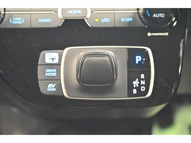 アクア Ｚ　クルコン　１オーナー　ＤＶＤ再生　ドライブレコーダー　フルセグ　Ｂカメ　横滑り防止装置　盗難防止システム　スマートキー　ＥＴＣ　ＡＣ１００Ｖ電源　ＡＷ　ミュージックプレイヤー接続可　メモリーナビ（7枚目）