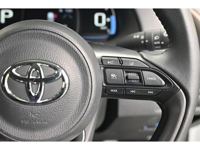 アクア Ｚ　クルコン　１オーナー　ＤＶＤ再生　ドライブレコーダー　フルセグ　Ｂカメ　横滑り防止装置　盗難防止システム　スマートキー　ＥＴＣ　ＡＣ１００Ｖ電源　ＡＷ　ミュージックプレイヤー接続可　メモリーナビ（18枚目）