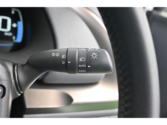 アクア Ｚ　クルコン　１オーナー　ＤＶＤ再生　ドライブレコーダー　フルセグ　Ｂカメ　横滑り防止装置　盗難防止システム　スマートキー　ＥＴＣ　ＡＣ１００Ｖ電源　ＡＷ　ミュージックプレイヤー接続可　メモリーナビ（19枚目）