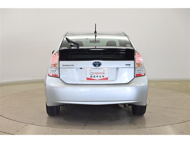 プリウス Ｓ　Ｂモニタ－　インテリキー　デュアルエアバック　エアＢ　イモビライザー　ナビＴＶ　ＡＵＴＯエアコン　横スベリ防止　アルミホイール　ＥＴＣ装備　ＡＢＳ　パワーステアリング　パワーウィンドウ　ワンセグ視聴可（3枚目）