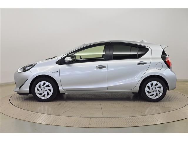 アクア Ｓ　スマートキープッシュスタート　キーレスエントリ　ＬＥＤヘッドライト　ドラレコ付　フルセグ地デジ　イモビ　ナビ＆ＴＶ　ワンオーナー車　オートエアコン　デュアルエアバック　ＥＳＣ　Ｂカメラ　ＡＵＸ端子（5枚目）