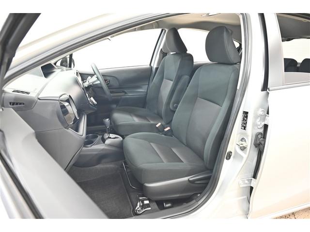 アクア Ｓ　スマートキープッシュスタート　キーレスエントリ　ＬＥＤヘッドライト　ドラレコ付　フルセグ地デジ　イモビ　ナビ＆ＴＶ　ワンオーナー車　オートエアコン　デュアルエアバック　ＥＳＣ　Ｂカメラ　ＡＵＸ端子（12枚目）