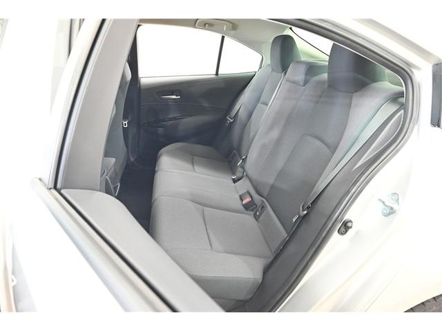 カローラ ハイブリッド　Ｓ　スマートキ　横滑り防止機能　ＬＥＤヘッドライト　ミュージックプレイヤー接続可　点検記録簿　盗難防止装置　ワンオーナー　キーレス　オートエアコン　クルコン　リヤカメラ　メモリナビ　パワーステアリング（12枚目）