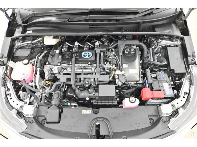 カローラ ハイブリッド　Ｓ　スマートキ　横滑り防止機能　ＬＥＤヘッドライト　ミュージックプレイヤー接続可　点検記録簿　盗難防止装置　ワンオーナー　キーレス　オートエアコン　クルコン　リヤカメラ　メモリナビ　パワーステアリング（14枚目）