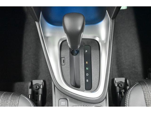 ヤリスクロス ハイブリッドＺ　インテリジェントキー　アルミホイル　ＬＥＤライト　リアカメラ　クルーズコントロール　整備記録簿　横滑り防止システム　ＴＶ　電動シ－ト　パワステ　オートエアコン　キーフリー　ハーフレザーシート　ＡＢＳ（7枚目）