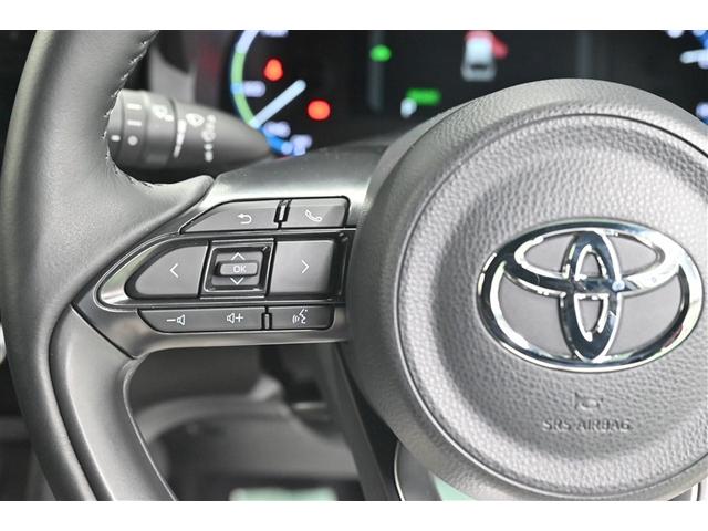 ヤリスクロス ハイブリッドＺ　インテリジェントキー　アルミホイル　ＬＥＤライト　リアカメラ　クルーズコントロール　整備記録簿　横滑り防止システム　ＴＶ　電動シ－ト　パワステ　オートエアコン　キーフリー　ハーフレザーシート　ＡＢＳ（17枚目）