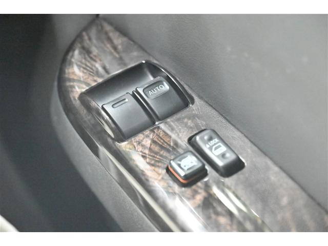 ハイエースバン スーパーＧＬ　ダークプライムＩＩ　衝突回避システム　運転席助手席エアバック　ドライブレコーダー付　スマートエントリー　ＬＥＤライト　地デジ　エアコン　パワーウィンドウ　エアバック　ワンオーナー車　キーレスエントリー　イモビライザー（25枚目）