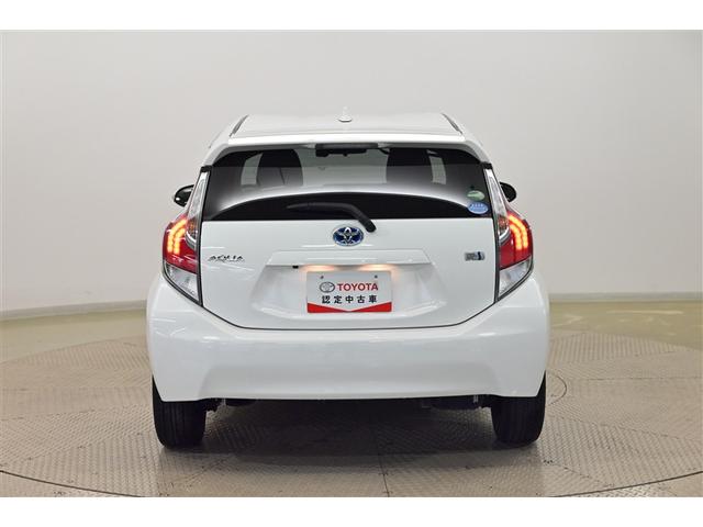 アクア Ｓ　キーレスエントリ　ドラレコ付　フルセグ地デジ　イモビ　ナビ＆ＴＶ　オートエアコン　デュアルエアバック　ＥＳＣ　Ｂカメラ　パワーウィンドウ　ＡＵＸ端子　ＥＴＣ　ＤＶＤ再生可能　ＳＲＳ　パワーステアリング（3枚目）