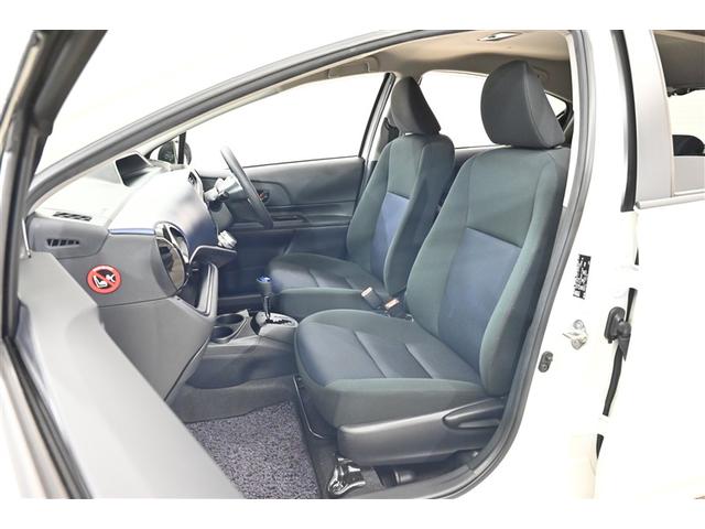 アクア Ｓ　キーレスエントリ　ドラレコ付　フルセグ地デジ　イモビ　ナビ＆ＴＶ　オートエアコン　デュアルエアバック　ＥＳＣ　Ｂカメラ　パワーウィンドウ　ＡＵＸ端子　ＥＴＣ　ＤＶＤ再生可能　ＳＲＳ　パワーステアリング（12枚目）