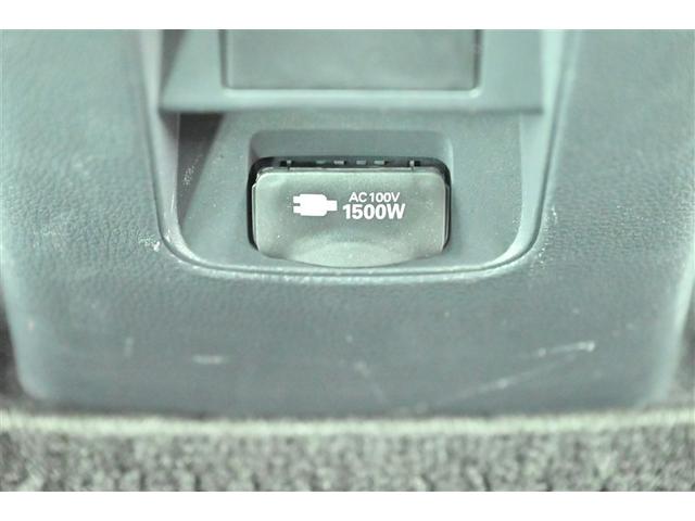 ヴォクシー ハイブリッドＳ－Ｚ　パワーウィンドウ　ＤＶＤ再生機能　インテリキー　横滑防止装置　地デジＴＶ　アクティブクルーズコントロール　１オナ　フルオートエアコン　リアカメラ　エアバッグ　ＡＢＳ　１００Ｖ充電　ナビＴＶ　ＷＡＣ（22枚目）