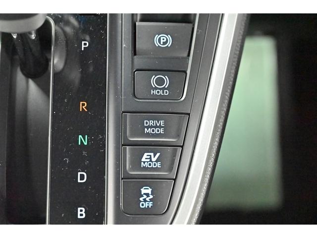 ヴォクシー ハイブリッドＳ－Ｚ　パワーウィンドウ　ＤＶＤ再生機能　インテリキー　横滑防止装置　地デジＴＶ　アクティブクルーズコントロール　１オナ　フルオートエアコン　リアカメラ　エアバッグ　ＡＢＳ　１００Ｖ充電　ナビＴＶ　ＷＡＣ（25枚目）