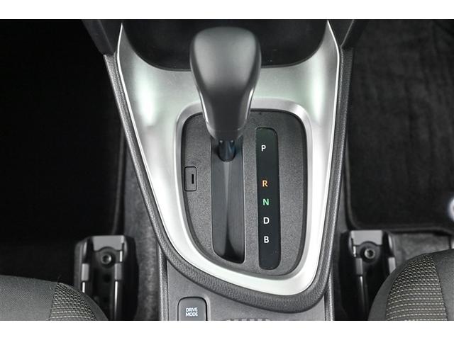 ヤリスクロス ハイブリッドＧ　ＴＳＳ　イモビライザー　バックモニタ－　記録簿有　エアコン　インテリキー　パワーウィンド　Ｗエアバック　オートクルーズ　キーフリー　横滑防止装置　サイドエアバッグ　エアバッグ　アルミ　ＡＢＳ　パワステ（7枚目）