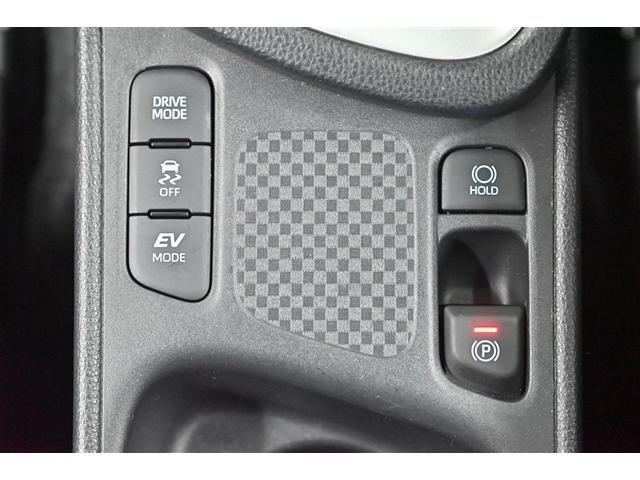 ヤリスクロス ハイブリッドＧ　ＴＳＳ　イモビライザー　バックモニタ－　記録簿有　エアコン　インテリキー　パワーウィンド　Ｗエアバック　オートクルーズ　キーフリー　横滑防止装置　サイドエアバッグ　エアバッグ　アルミ　ＡＢＳ　パワステ（22枚目）