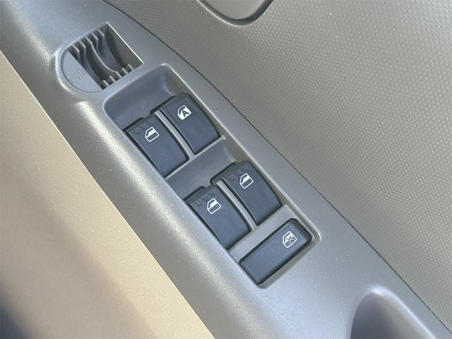 タント Ｌ　スライドドア　キーレスエントリー　ベンチシート　ＣＶＴ　盗難防止システム　ＡＢＳ　ＣＤ　衝突安全ボディ　エアコン　パワーステアリング（4枚目）