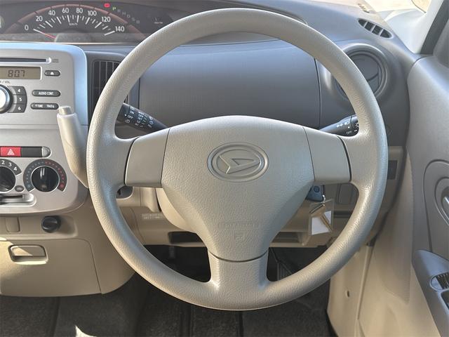 タント Ｌ　スライドドア　キーレスエントリー　ベンチシート　ＣＶＴ　盗難防止システム　ＡＢＳ　ＣＤ　衝突安全ボディ　エアコン　パワーステアリング（6枚目）