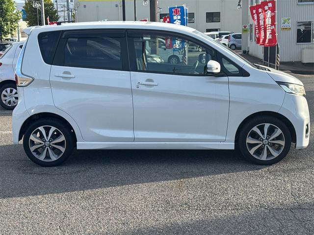 デイズ ハイウェイスター　Ｇ　ドライブレコーダー　ＥＴＣ　全周囲カメラ　ナビ　ＴＶ　オートライト　ＨＩＤ　スマートキー　アイドリングストップ　電動格納ミラー　ベンチシート　ＣＶＴ　盗難防止システム　ＡＢＳ（16枚目）