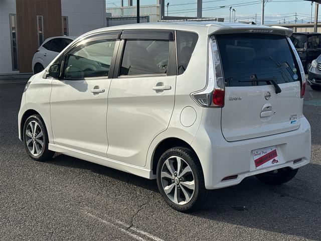 デイズ ハイウェイスター　Ｇ　ドライブレコーダー　ＥＴＣ　全周囲カメラ　ナビ　ＴＶ　オートライト　ＨＩＤ　スマートキー　アイドリングストップ　電動格納ミラー　ベンチシート　ＣＶＴ　盗難防止システム　ＡＢＳ（19枚目）