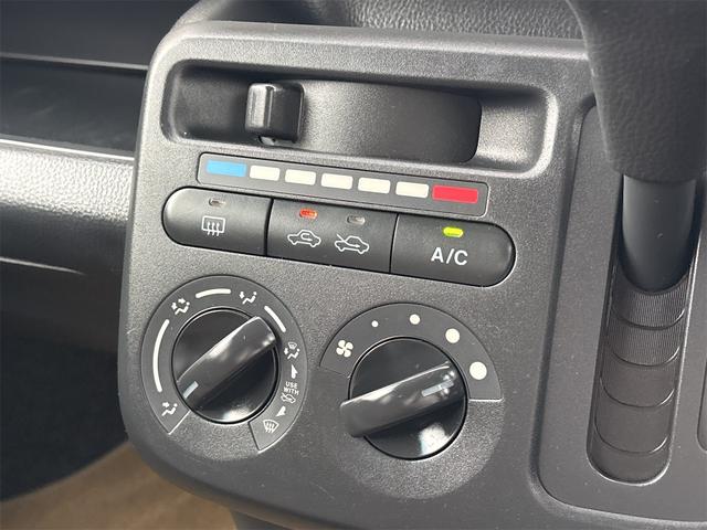 モコ Ｓ　ナビ　ＴＶ　キーレスエントリー　電動格納ミラー　ベンチシート　ＣＶＴ　盗難防止システム　ＡＢＳ　衝突安全ボディ　エアコン（4枚目）