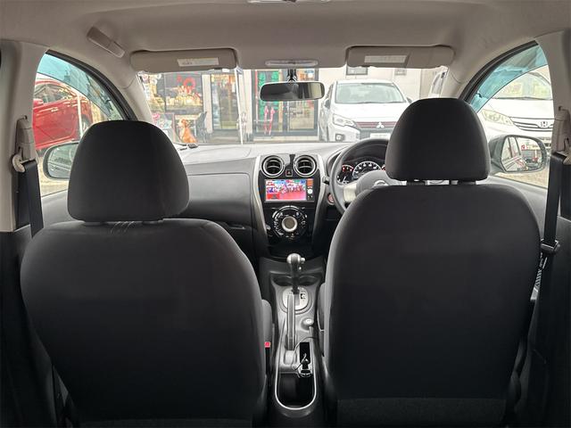 ノート Ｘ　ＤＩＧ－Ｓ　ＥＴＣ　バックカメラ　ナビ　ＴＶ　スマートキー　アイドリングストップ　電動格納ミラー　ＣＶＴ　盗難防止システム　衝突安全ボディ　ＡＢＳ　ＣＤ　ＵＳＢ　ミュージックプレイヤー接続可　エアコン（23枚目）
