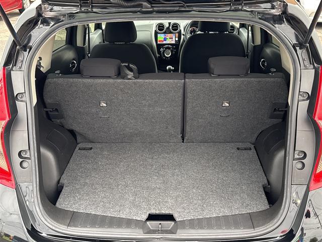 ノート Ｘ　ＤＩＧ－Ｓ　ＥＴＣ　バックカメラ　ナビ　ＴＶ　スマートキー　アイドリングストップ　電動格納ミラー　ＣＶＴ　盗難防止システム　衝突安全ボディ　ＡＢＳ　ＣＤ　ＵＳＢ　ミュージックプレイヤー接続可　エアコン（25枚目）
