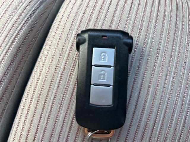 デイズルークス X ドライブレコーダー ETC 全周囲カメラ 両側スライド・片側電動 衝突被害軽減システム スマートキー アイドリングストップ 電動格納ミラー ベンチシート 後席モニター CVT 盗難防止システム ABS(12枚目)