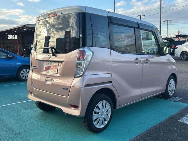 デイズルークス X ドライブレコーダー ETC 全周囲カメラ 両側スライド・片側電動 衝突被害軽減システム スマートキー アイドリングストップ 電動格納ミラー ベンチシート 後席モニター CVT 盗難防止システム ABS(17枚目)